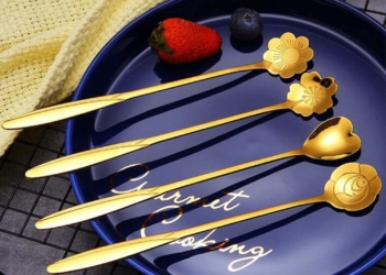 8 set golden spoons
